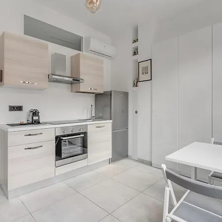 Metro M1 - Smart Home, Fast Free Wifi & Netflix Milan Exterior photo