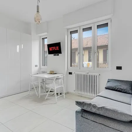 Metro M1 - Smart Home, Fast Free Wifi & Netflix Milan Exterior photo